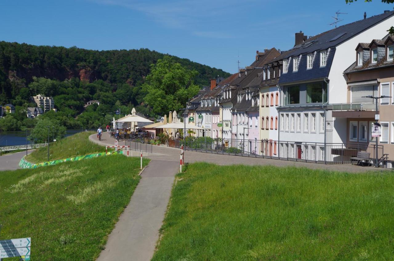 Wohnen Am Trierer Moselufer Exterior foto