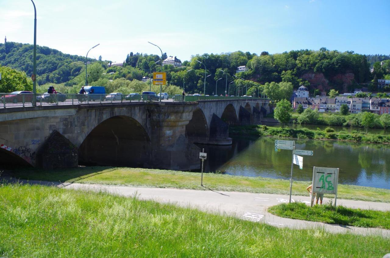 Wohnen Am Trierer Moselufer Exterior foto